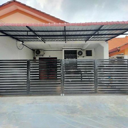 D'Port Dicksonmuslimonly Homestay Bagian luar foto